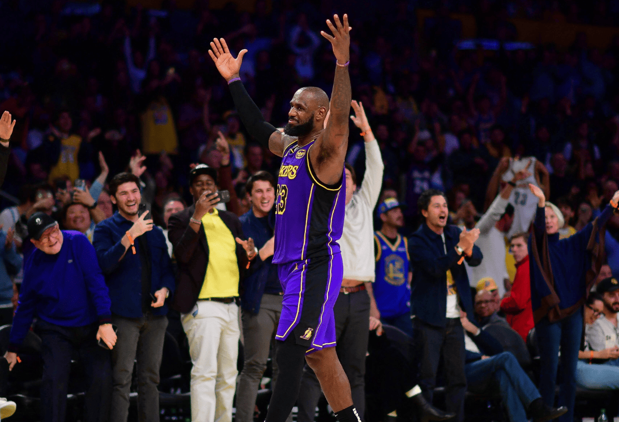 关于美国队前途光明！，詹姆斯新星刷新纪录表现突出热度持续攀升的信息-开云体育下载